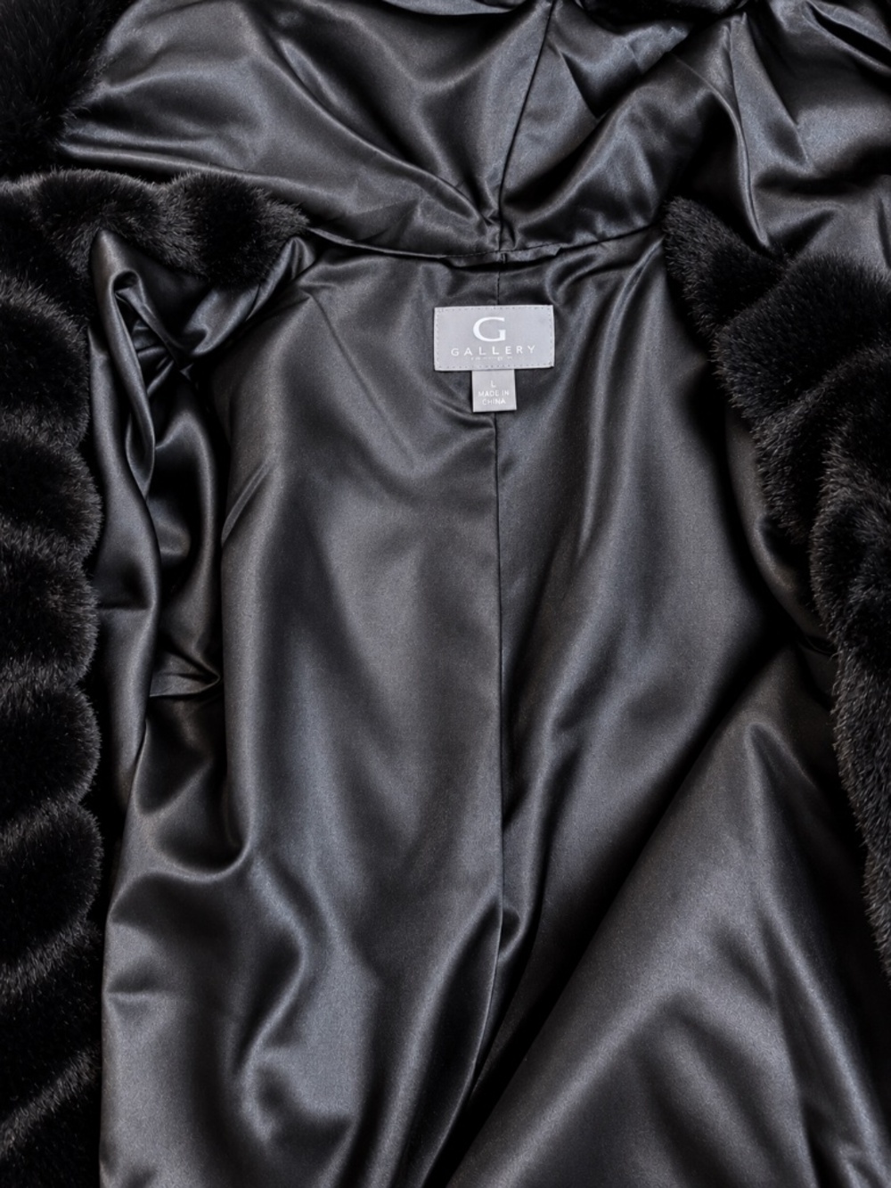 Gallery Black Hooded Heavyweight Faux Fur Coat Large NWOT - Picture 9 of 10